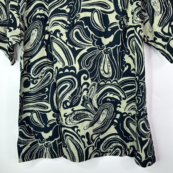 Wayan Natural Wears Tropical Button Down Navy Blue Shirt Large - Picture 10 of 10